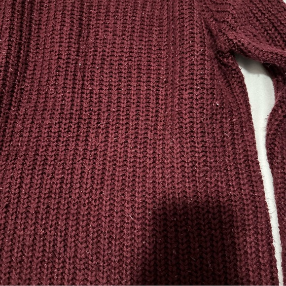 Women’s American Eagle Jegging Sweater - Picture 3 of 4